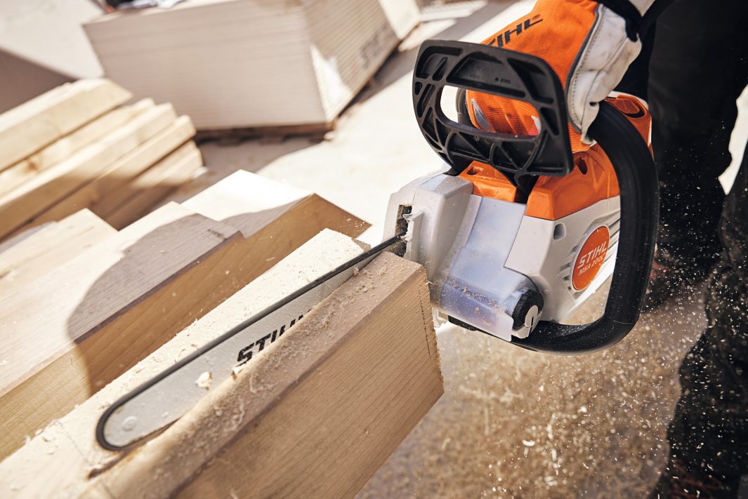 Stihl MSA 200 Cordless Chainsaw 14″ – AP System