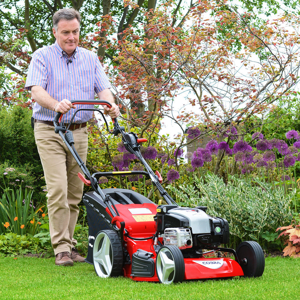 Cobra MX515SPBI Premium 4-in-1 5-Speed Self-Propelled Petrol Lawn Mower (Electric Start)