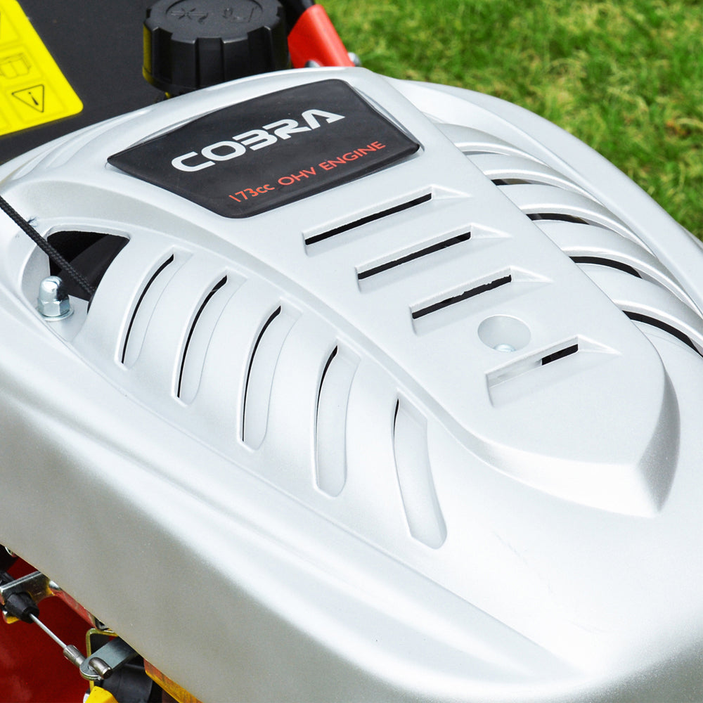 Cobra RM514SPC 4-Speed Self-Propelled Rear Roller Petrol Lawn Mower