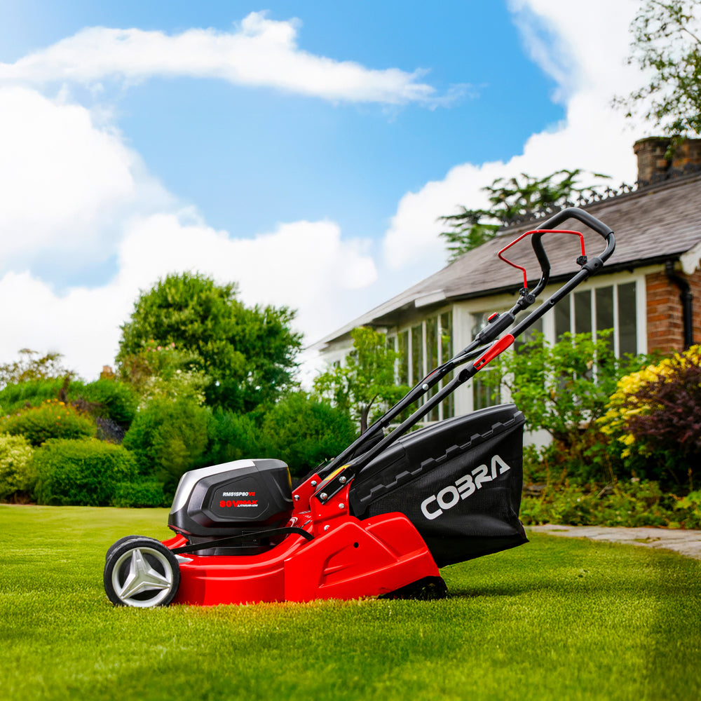 Cobra RM51SP80VX Twin 40V MAX+ Self-Propelled Rear Roller Cordless Lawn Mower (with 2 x 40V 4Ah Batteries & 2 x Fast Chargers)